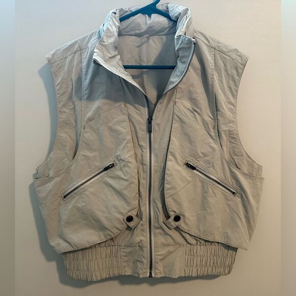 FP Movement Off The Grid Vest Utility Cargo Hooded Hiking Beige/Khaki Bone Small - Picture 5 of 12